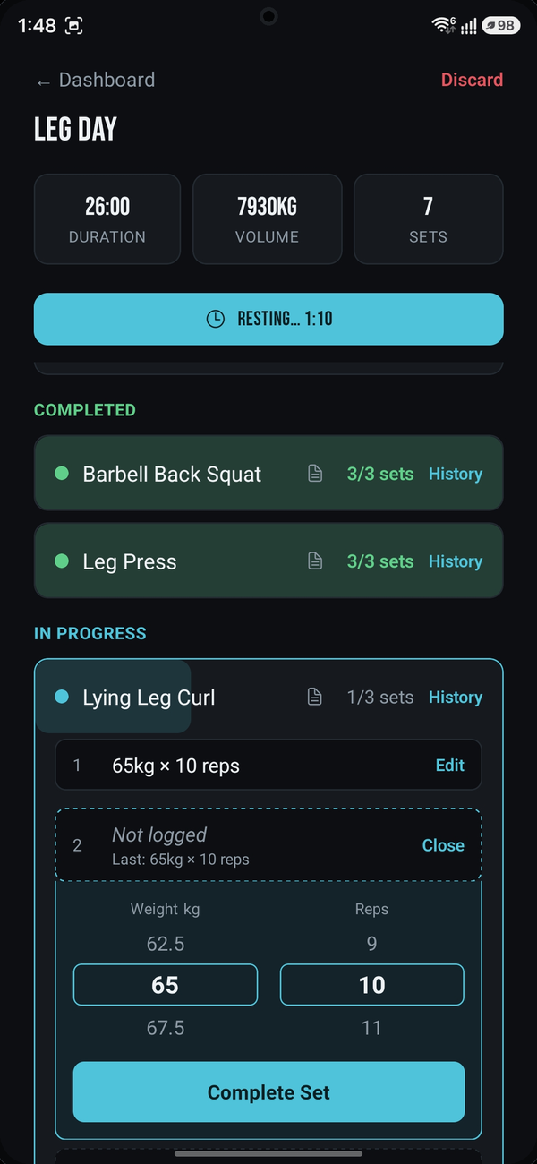 Active workout logging screen with weight and reps